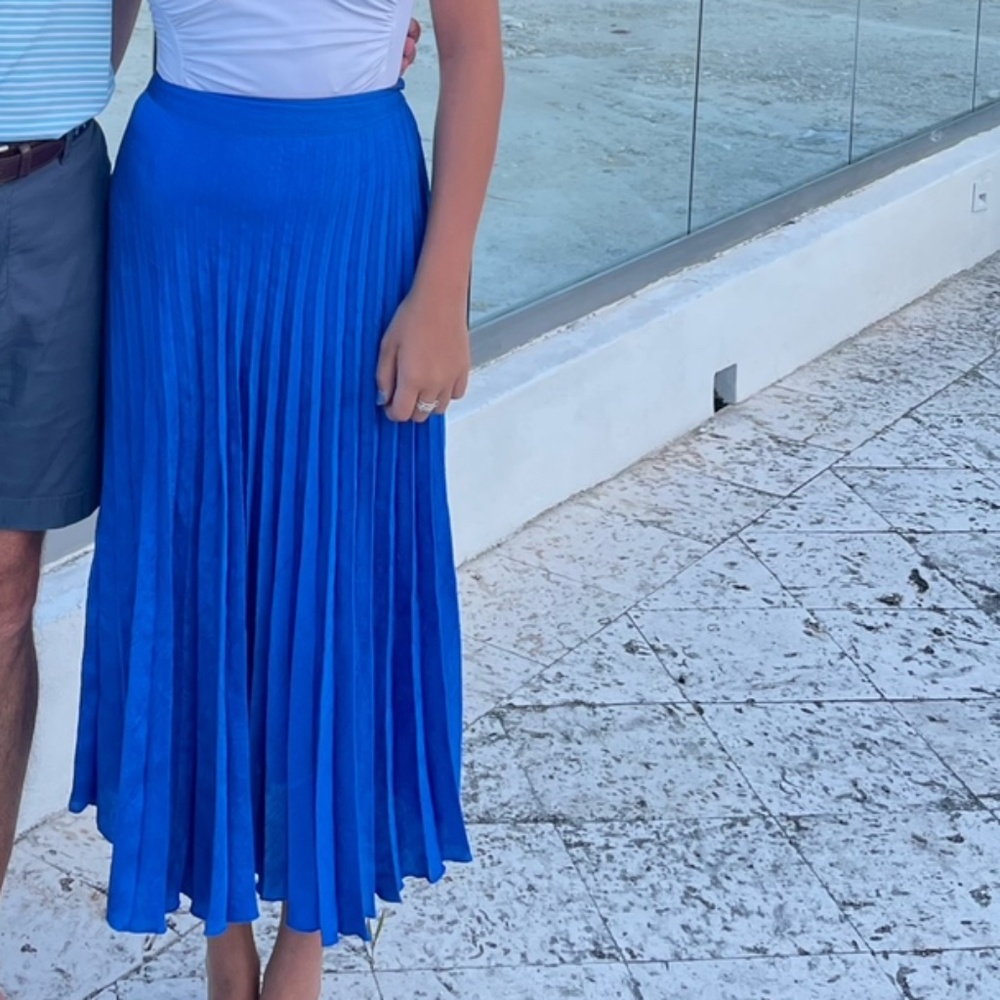 Zara blue silk pleated Midi skirt size XS